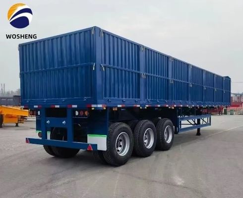 Semi-trailer met platte trailers met een zijkantwand en een airbag
