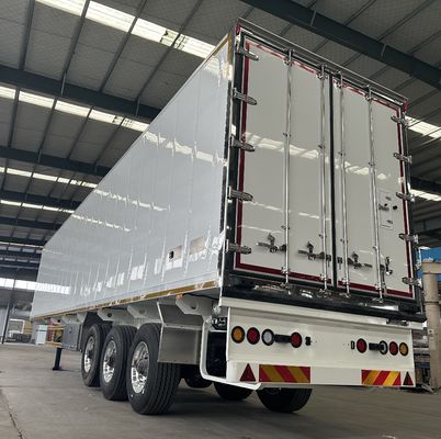 Q345B / T700 Staal hoofdbalk 3 assen koelbus-half-aanhangwagen voor het vervoer van vracht