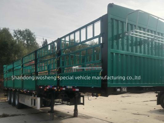Semi-trailer met hek en staalstapel met Wabco-remstelsel en T30/30 springremkamer