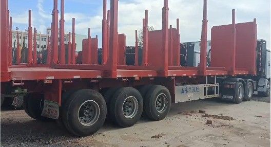 80T platbed hout- of houtloader Halve aanhangwagen met zijkolommen Mechanische ophanging