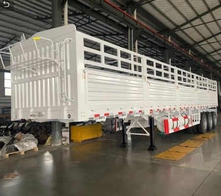 Truck Trailer Hoog hek Veehouderij Dieren Beeste Veevoergoederen Cargo Halvtrailer met 3/4 as