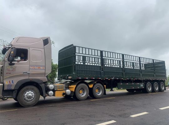 Goedkope omheining vracht half-trailers met een capaciteit van 50 ton en staal materiaal
