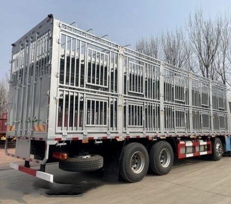 Groentefunctie 3 assen FUWA Hoge hek Halve trailer voor veehouderijdieren
