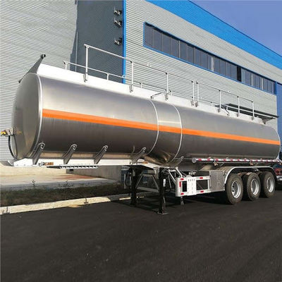 Standaard 28 ton landingsgestel Wosheng half-aanhanger voor olie/water/melk/benzinetank