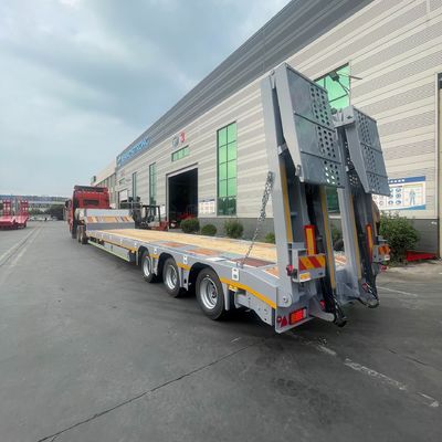 Luchtophanging 3 assen 40-80 ton staal laagbed half-aanhanger voor graafmachines en dozers