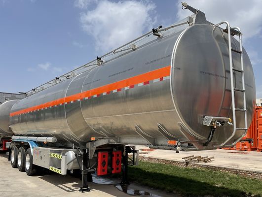 Veilige Semi-trailer voor brandstoftransport 55cbm 45000/50000 liter Diesel Tanker