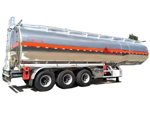 13000*2550*3780mm Carbon Steel Isolatie Brandstof Tanker Halve aanhanger met 12R22.5 banden