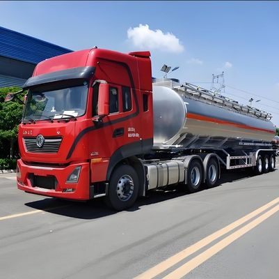13000*2550*3780mm Carbon Steel Isolatie Brandstof Tanker Halve aanhanger met 12R22.5 banden