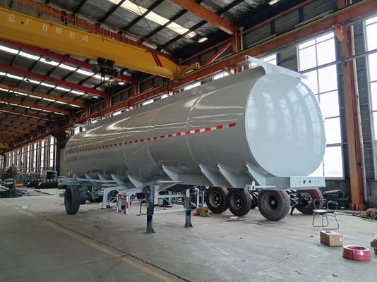 Tank aanhanger van roestvrij staal van aluminiumlegering Maximale lading 30000 kg voor het vervoer van vloeistoffen