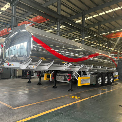Standaard 28 ton landingsgestel 3 assen 25-60 CBM Aluminium legering brandstoftank Halve aanhangwagen