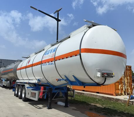 Op maat gemaakte 3 assen Liquid and Oil Tank Semi Trailer Fuel Tanker Trailer 13000*2550*3780mm