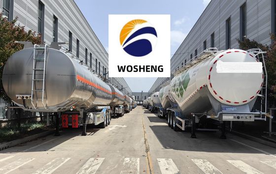 4200L brandstoftanker Halve aanhangwagen van koolstofstaal, roestvrij staal of aluminiumlegering