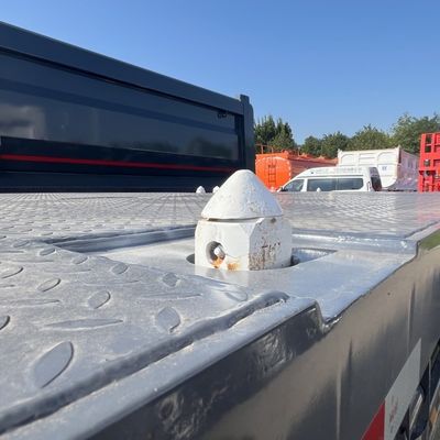 20ft 40ft Container Flatbed Truck Semi-trailer met 3mm 4mm Grain Plate Platform