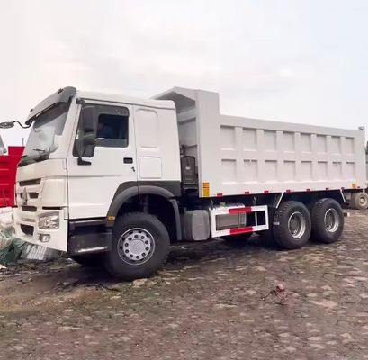 Afrika In goede staat Gebruikte Sinotruk Sitract en Howo 6x4 8x4 Achterste of kantelende dumper