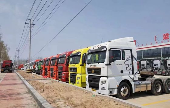 31-40T Ladingcapaciteit Handgeschakelde transmissie Gebruikt 6X4 trekker-truck voor goederenvervoer