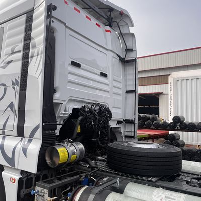 480 pk Sinotruk Sitrak Traktor Truck 6x4 met automatische airconditioning in de Filipijnen