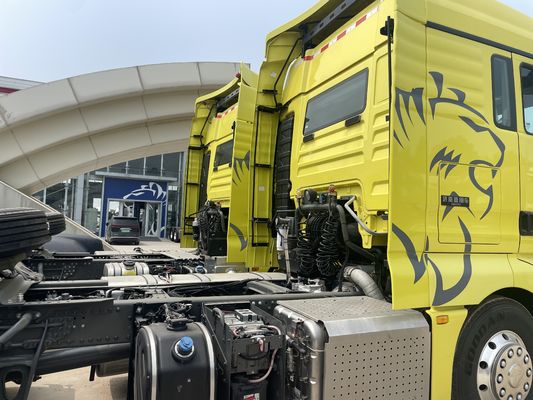 430 pk Lhd Rhd Sinotruck Sitrak trekkers 4x2 gebruikte trekkers voor 3 personen
