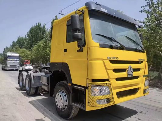 Eenrijzige zitplaats Sinotruk HOWO Zware 6x4 trekkerkoptruck zonder aanraakscherm