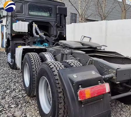 Segment Zware vrachtwagen 6x4 420 pk Sinotruk Sitrak of Howo C7H 6x6 Traktor Truck Head