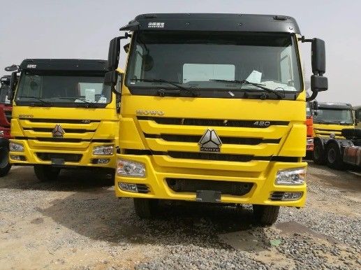 Segment Zware vrachtwagen Sinotruk Howo Gebruikte Dump Trailer Tractor Head 4x2 6x4 Euro 5/6